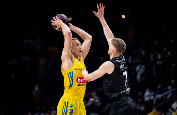 阿森纳的强 阿森纳的强