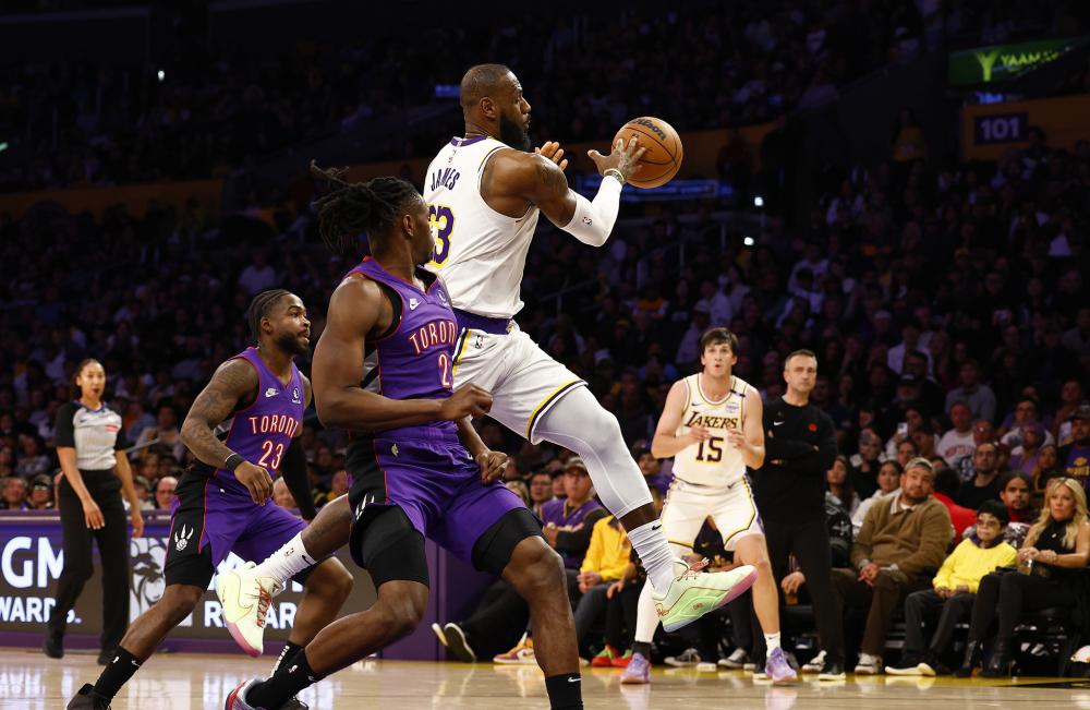 岌岌可危 岌岌可危