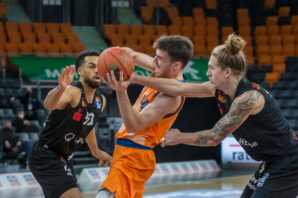 成为球队进 成为球队进